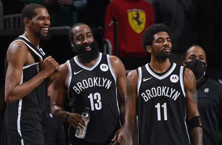  篮网签下自由市场顶级防守悍将  